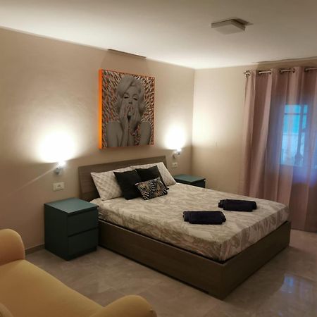 Bed and Breakfast La Dimora Degli Artisti à Pescara Extérieur photo